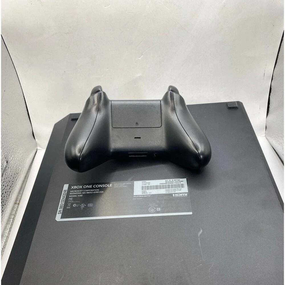 Microsoft Xbox One 500GB Console - Black Tested Works Controller w cords XB1 XOn